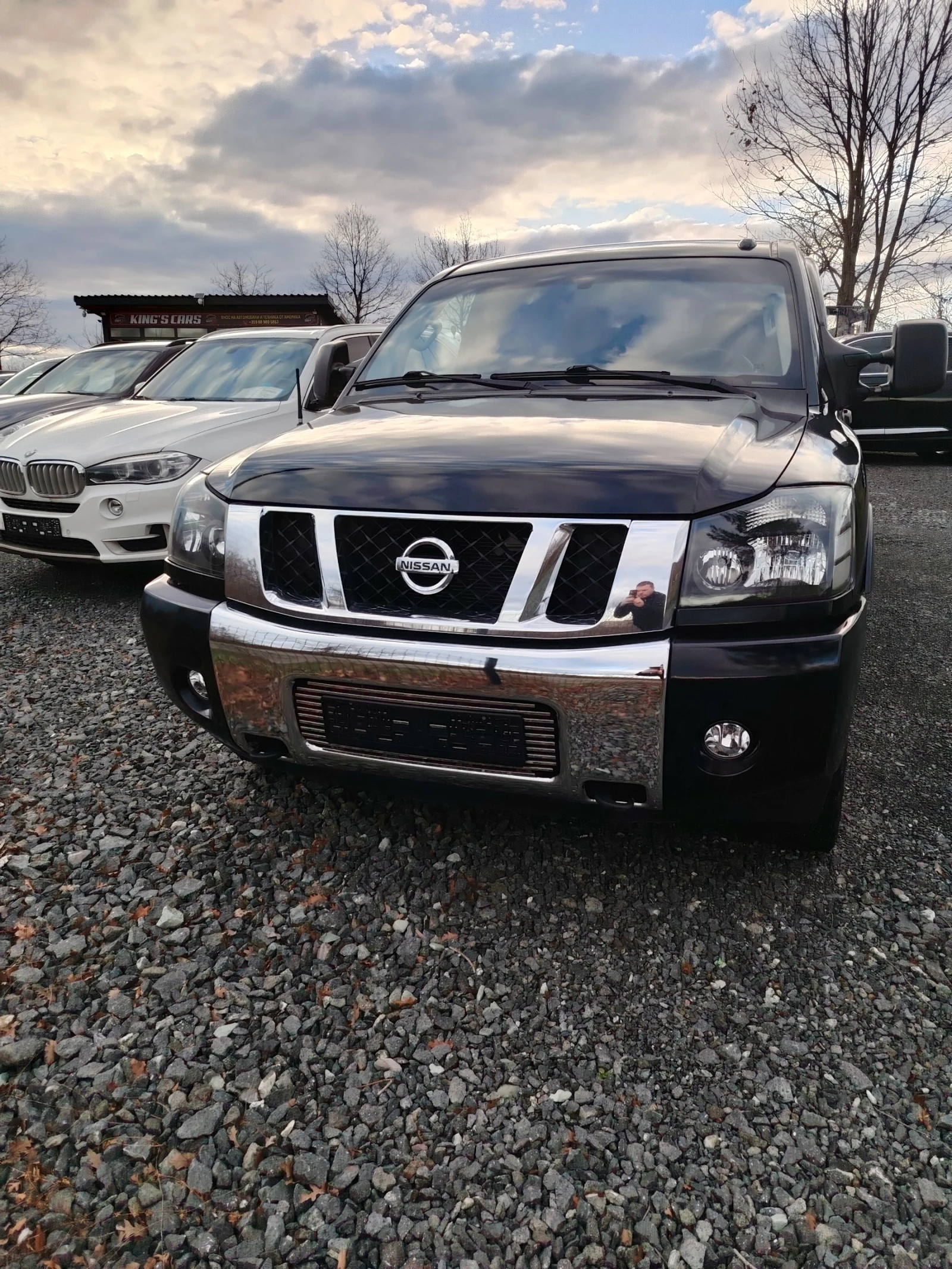 Nissan Titan king 5.6 SV, снимка 5 - Автомобили и джипове - 53915632