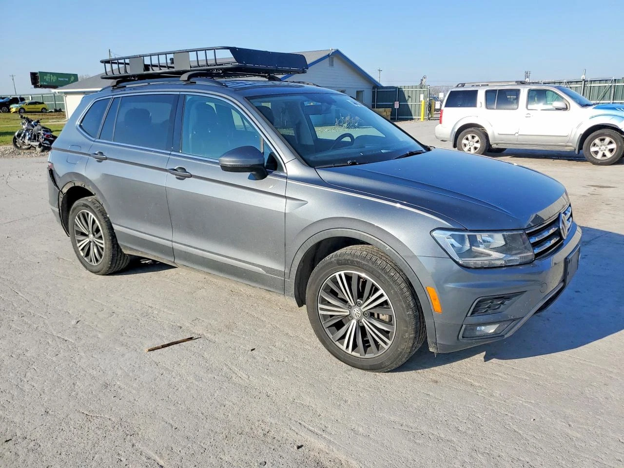 VW Tiguan 2.0l Volkswagen Se* 4 MOTION* , снимка 4 - Автомобили и джипове - 54197007