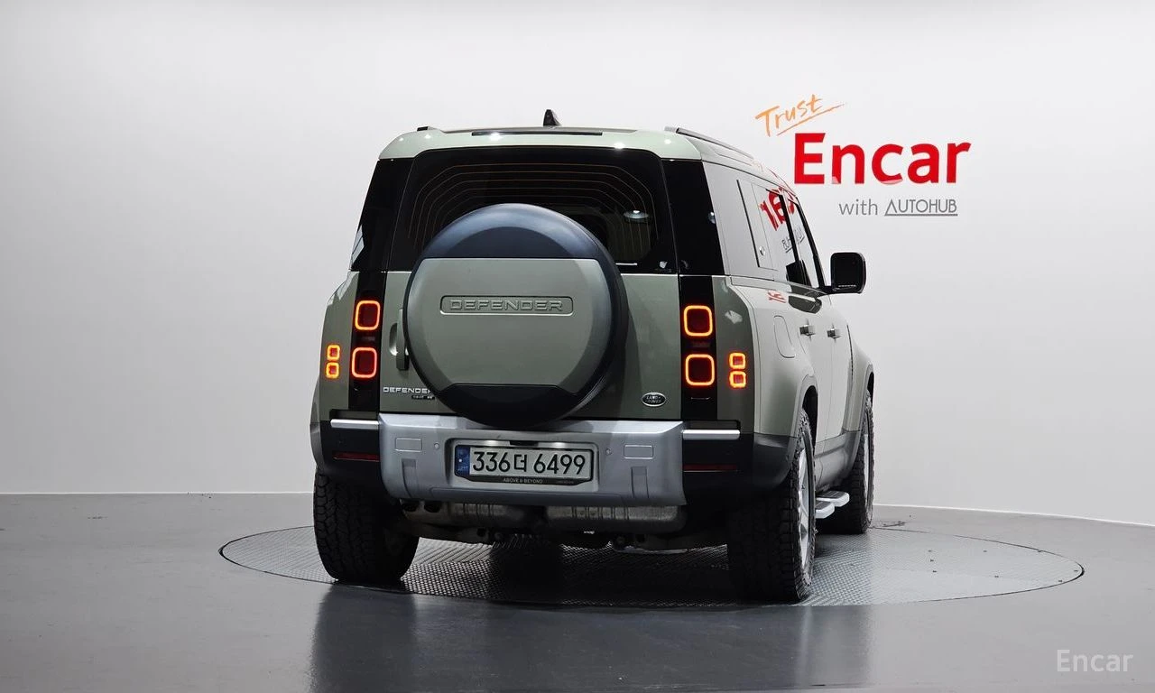 Land Rover Defender ДИСТРОНИК* ОБДУХВАНЕ* 360КАМЕРА* LANE* ASSIST* , снимка 4 - Автомобили и джипове - 55564764