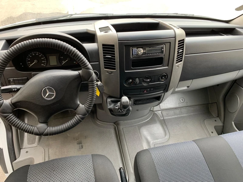 Mercedes-Benz Sprinter 516 CDI Куфар, падащ борд, снимка 11 - Бусове и автобуси - 50476936