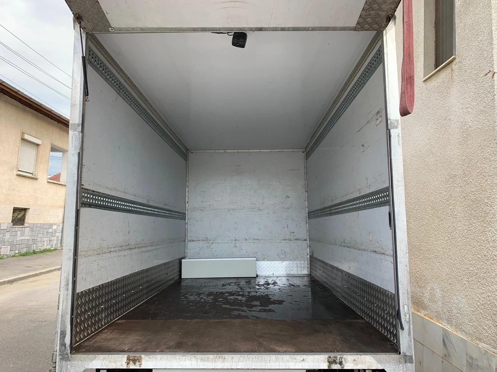 Mercedes-Benz Sprinter 516 CDI Куфар, падащ борд - изображение 8