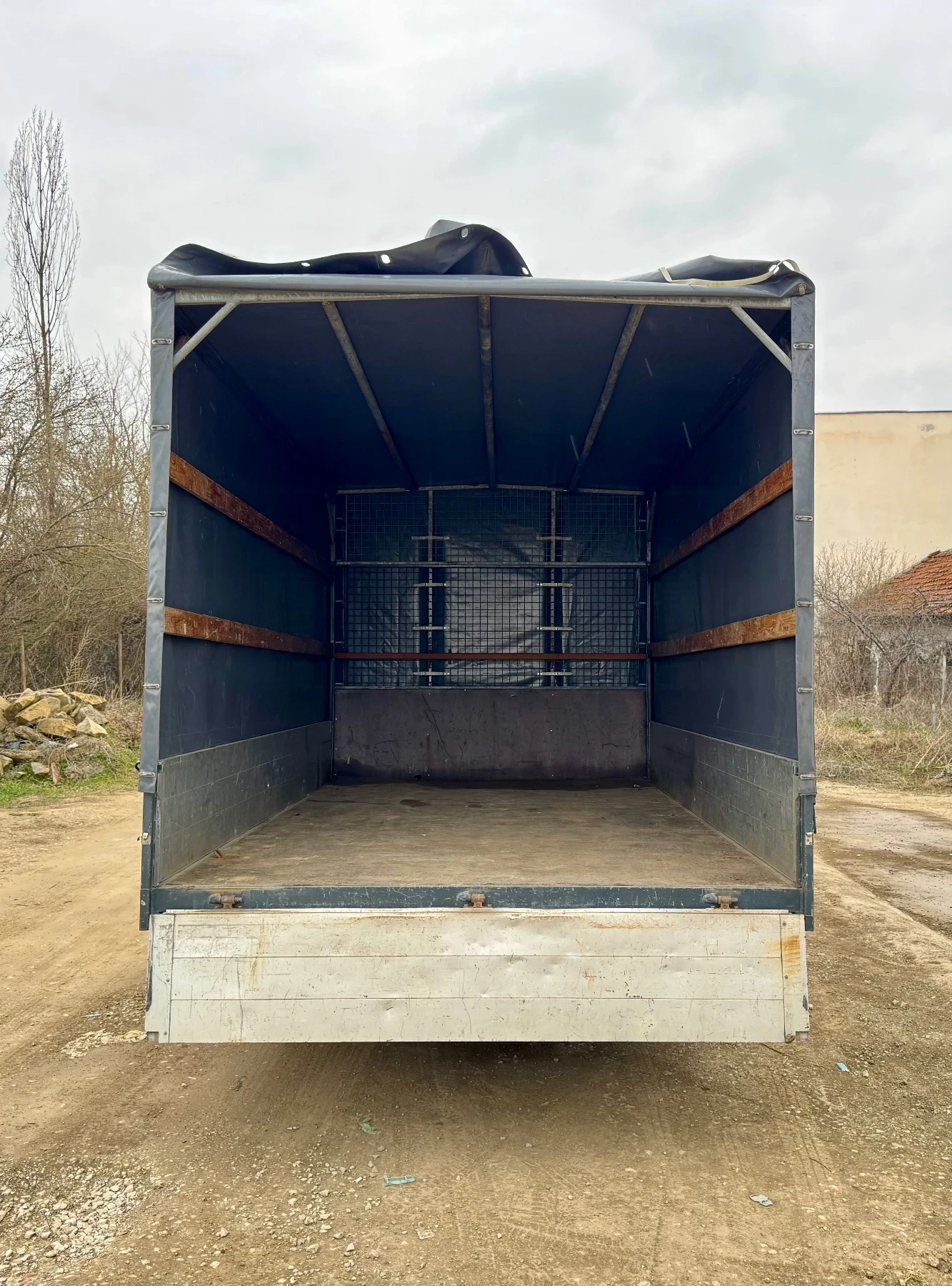 Iveco Daily 3.0* 170 000хил.км* БОРДОВИ+ БРЕЗЕНТ* БЛОКАЖ, снимка 6 - Бусове и автобуси - 55753214