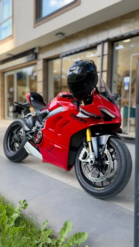 Ducati Panigale V4S, снимка 1
