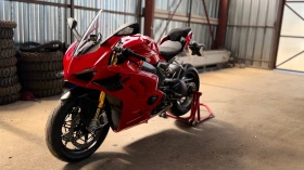 Ducati Panigale V4S, снимка 5