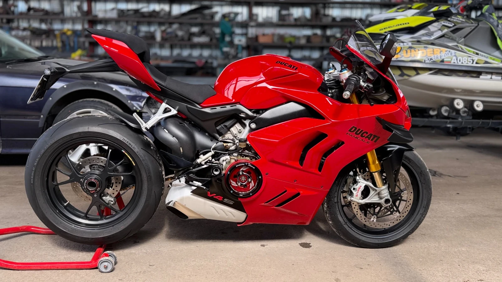 Ducati Panigale V4S, снимка 2 - Мотоциклети и мототехника - 54719907