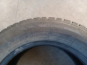 Гуми Зимни 225/60R16, снимка 5 - Гуми и джанти - 45649641