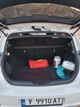 Toyota Auris Luna Plus 1.6i АВТОМАТ, снимка 9