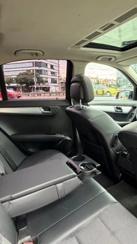 Mercedes-Benz C 220 CDI, снимка 11