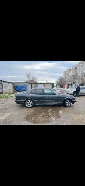 BMW 520 - 2250 € / 4400.62 лв. - 40295678 7