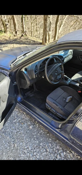 BMW 318 1.8is - 1150 € / 2249.20 лв. - 36017693 8