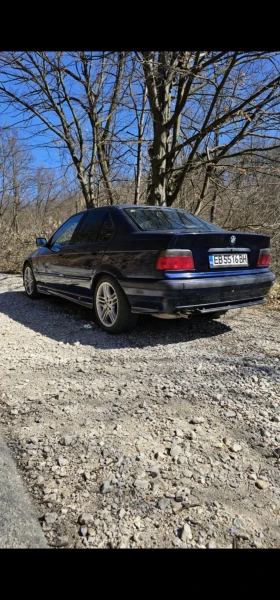 BMW 318 1.8is - 1150 € / 2249.20 лв. - 36017693 4