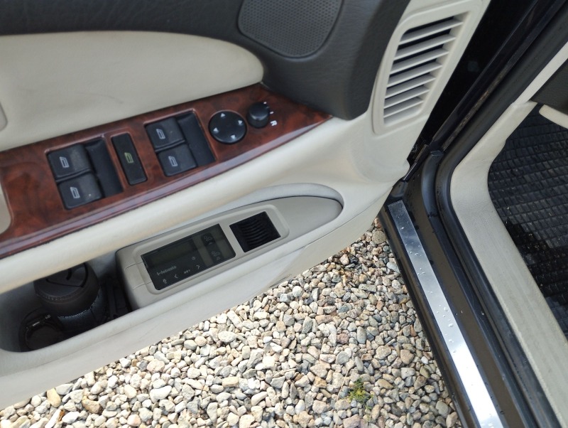 Audi A8 Quattro V8  S8 4.2i klimatronik , снимка 8 - Автомобили и джипове - 41628479
