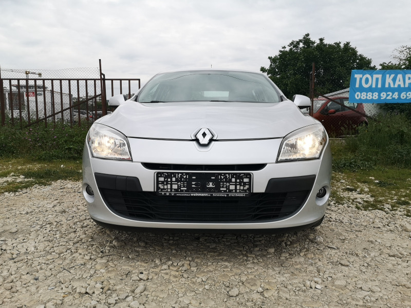 Renault Megane 1.6i 61000km, снимка 2 - Автомобили и джипове - 46230358