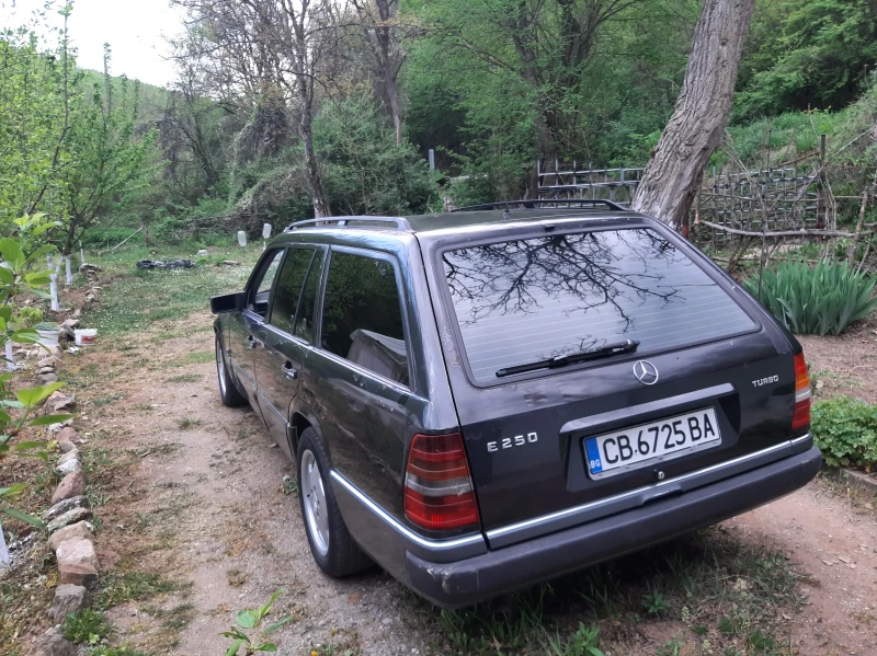 Mercedes-Benz 124 2.5 turbo, снимка 3 - Автомобили и джипове - 48035409