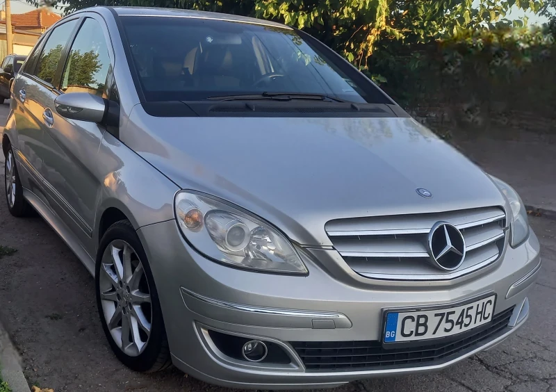 Mercedes-Benz B 200 2.0 CDI Navigaciq, снимка 1 - Автомобили и джипове - 48770149