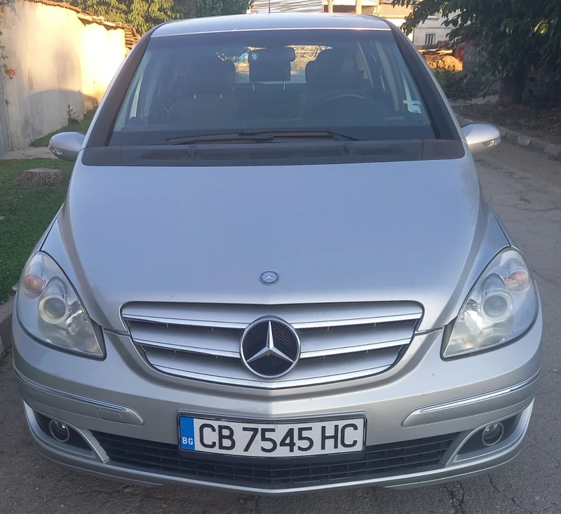 Mercedes-Benz B 200 2.0 CDI Navigaciq, снимка 2 - Автомобили и джипове - 48770149