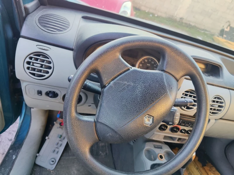 Renault Kangoo, снимка 5 - Автомобили и джипове - 49587774