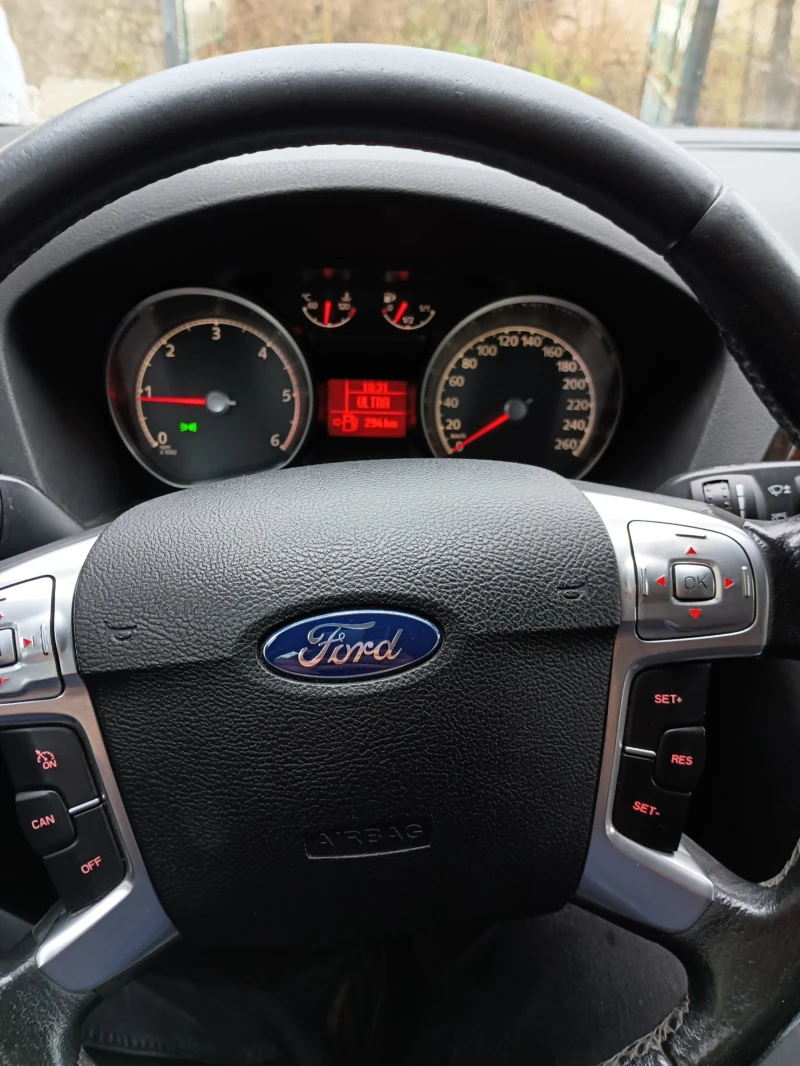 Ford Mondeo, снимка 14 - Автомобили и джипове - 49714971