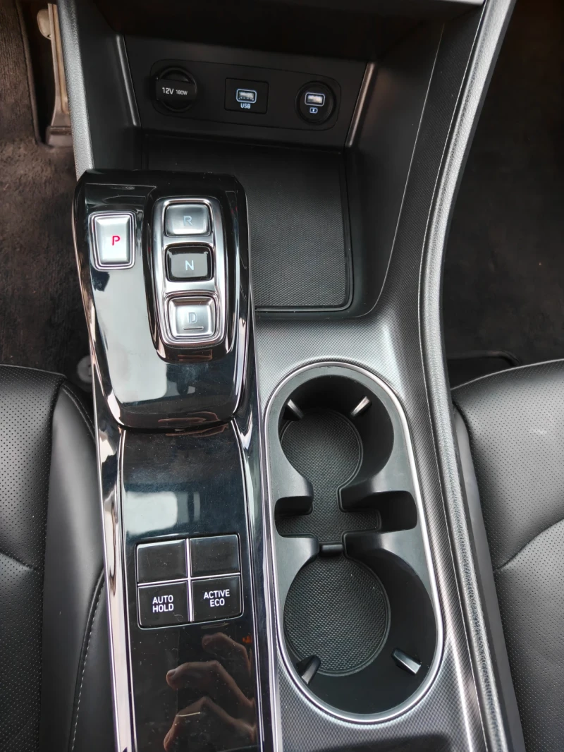 Hyundai Sonata 2.0LPI, снимка 11 - Автомобили и джипове - 52856461