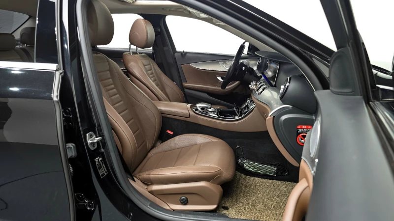 Mercedes-Benz E 300 AMG LINE autogeorge.com, снимка 9 - Автомобили и джипове - 52937963