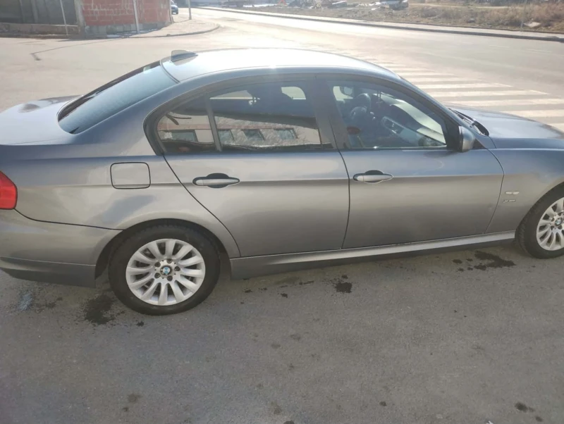 BMW 320, снимка 3 - Автомобили и джипове - 53034886