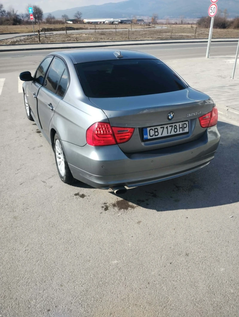 BMW 320, снимка 5 - Автомобили и джипове - 53034886