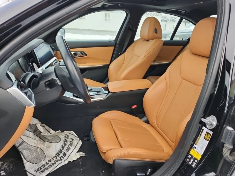 BMW 330 * 330i xDrive * CARFAX * БЕЗ ПЪРВОНАЧАЛНА ВНОСКА, снимка 4 - Автомобили и джипове - 53308495