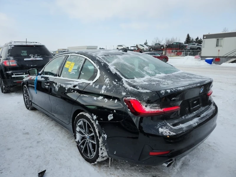 BMW 330 * 330i xDrive * CARFAX * БЕЗ ПЪРВОНАЧАЛНА ВНОСКА, снимка 2 - Автомобили и джипове - 53308495