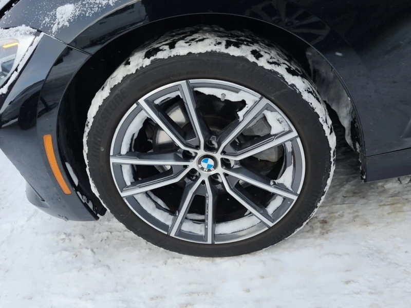 BMW 330 * 330i xDrive * CARFAX * БЕЗ ПЪРВОНАЧАЛНА ВНОСКА, снимка 6 - Автомобили и джипове - 53308495