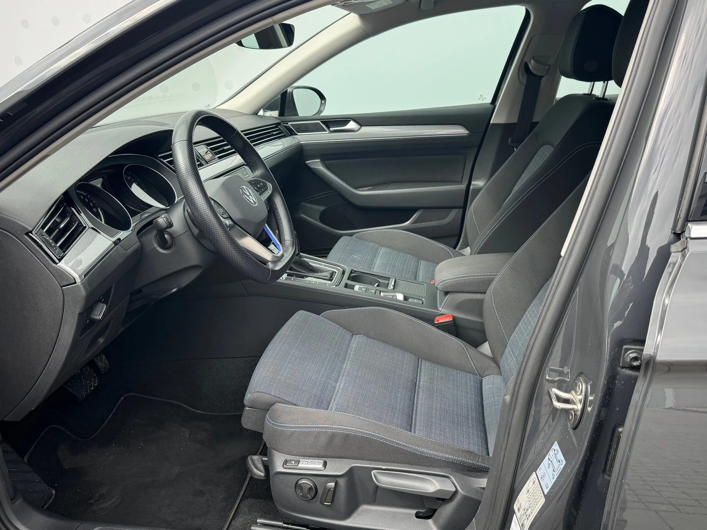 VW Passat VW Passat Var GTE Plug-In-Hybrid 1.4 TSI - изображение 6