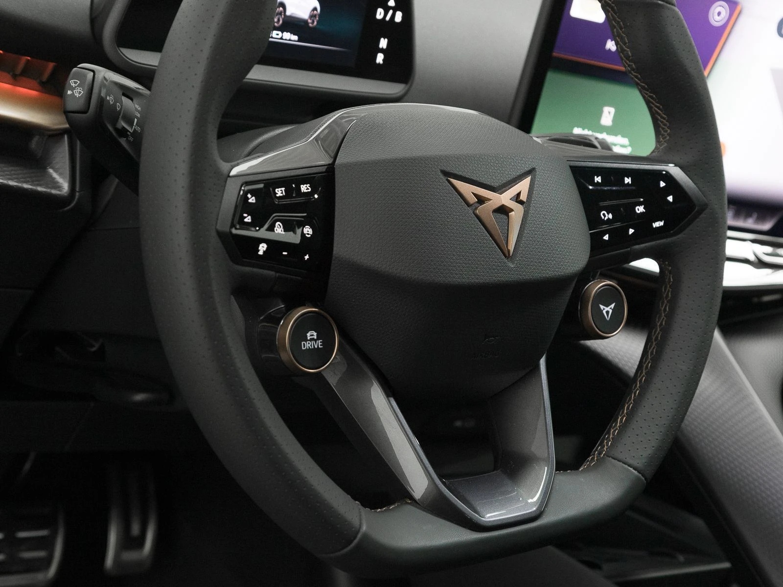 Cupra Tavascan EDGE/286HP/MATRIX/CAM/AMBI/LED/CRPLAY/DIGITAL/216f - изображение 6