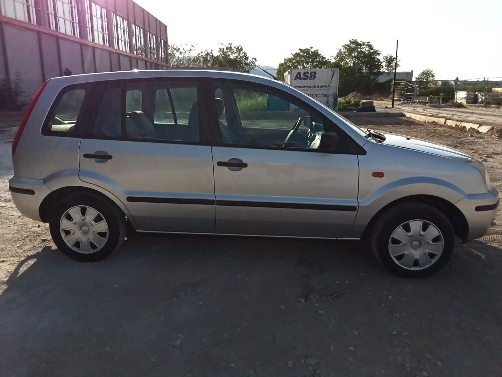 Ford Fusion 1.6i-101kc. Автоматик - изображение 5