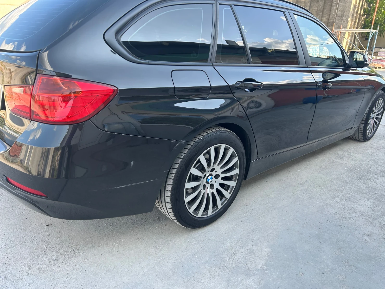 BMW 320  - изображение 4