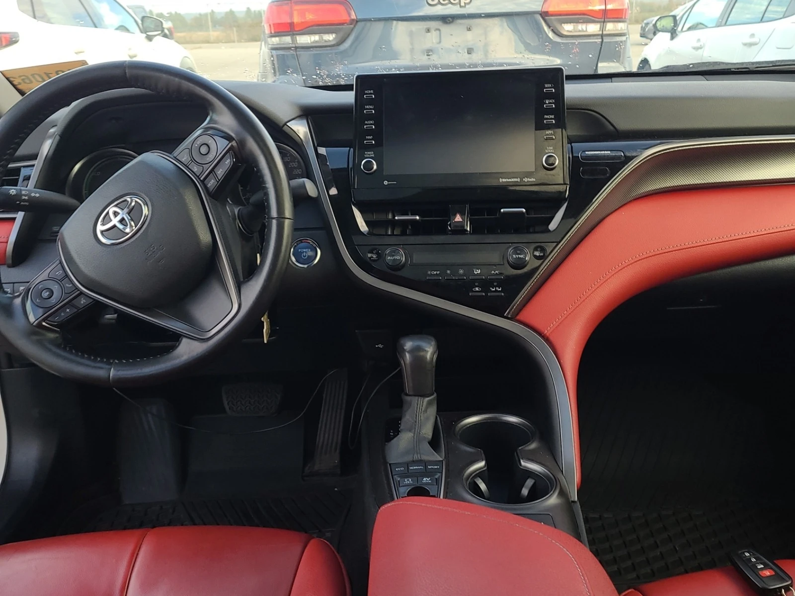 Toyota Camry HYBRID XSE * * CARFAX * * АВТО КРЕДИТ * *  - изображение 6