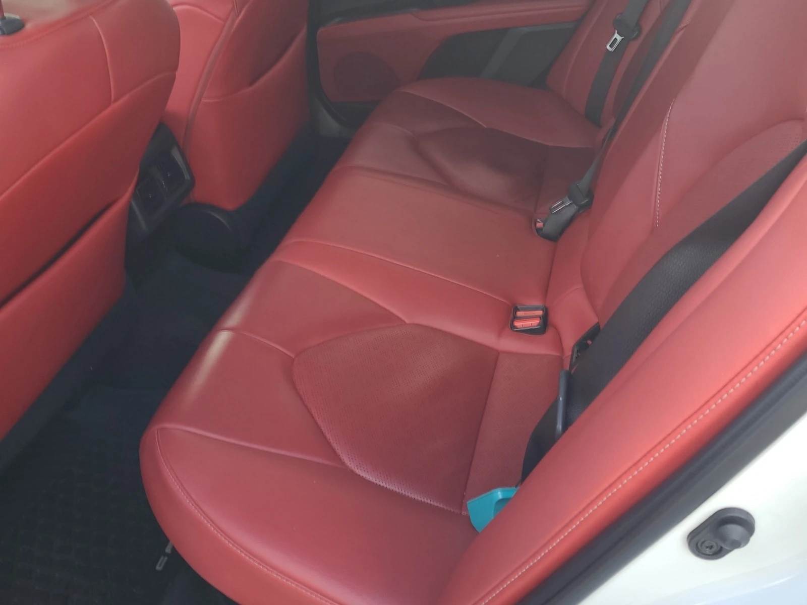 Toyota Camry HYBRID XSE * * CARFAX * * АВТО КРЕДИТ * *  - изображение 8