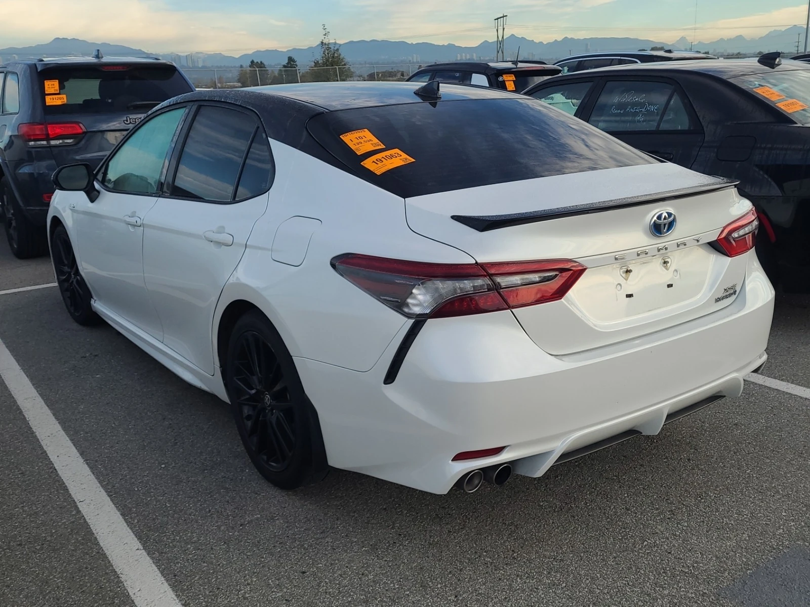 Toyota Camry HYBRID XSE * * CARFAX * * АВТО КРЕДИТ * *  - изображение 4