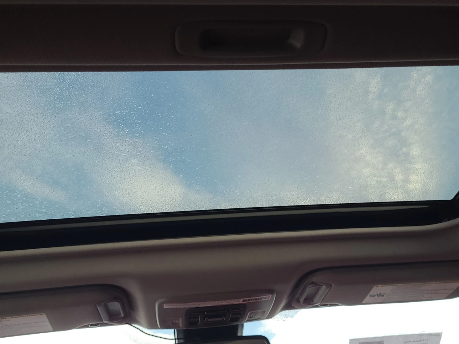 Toyota Camry HYBRID XSE * * CARFAX * * АВТО КРЕДИТ * *  - изображение 7