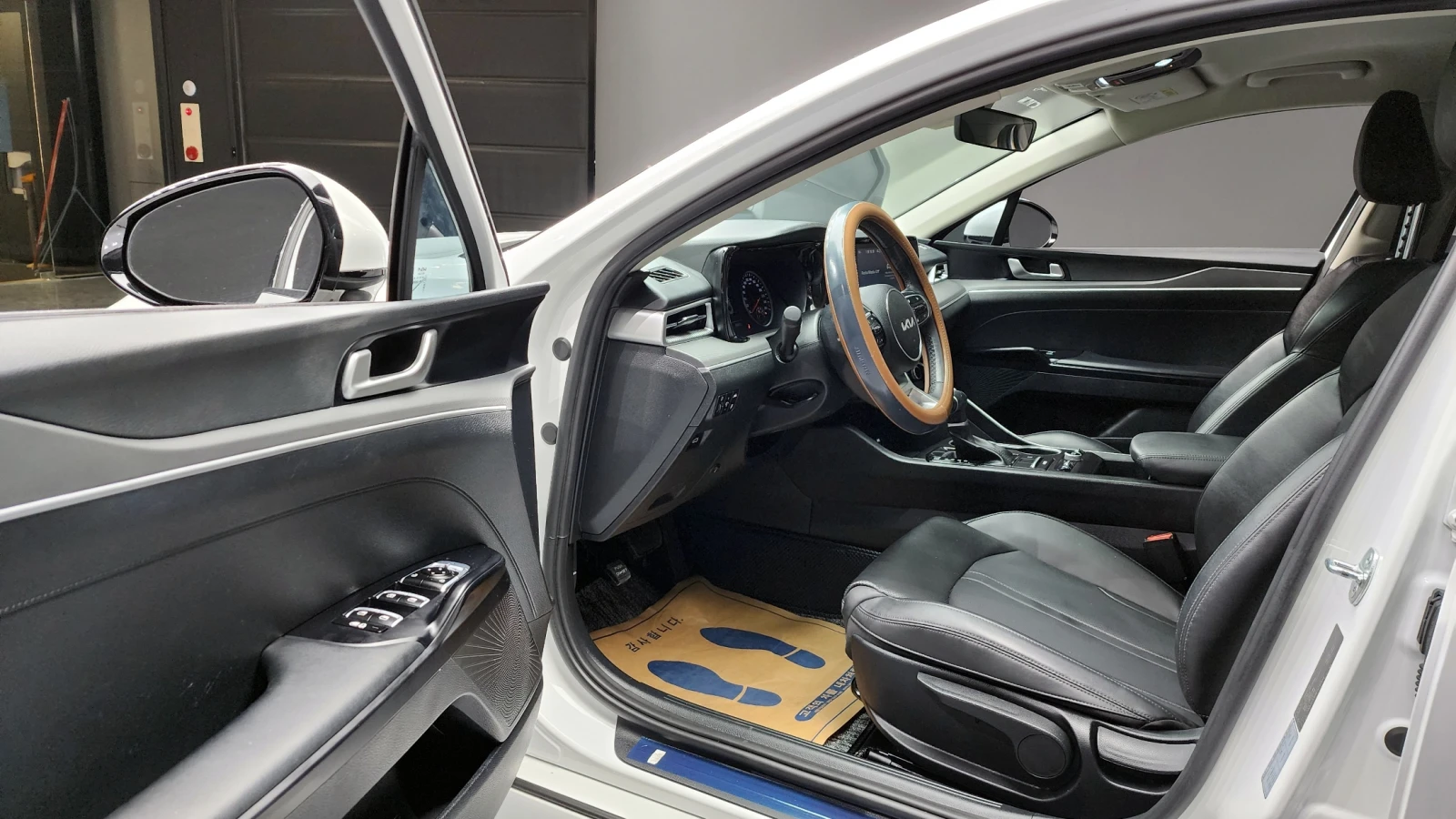 Kia K5 2.0LPI STANDARD | Mobile.bg   10