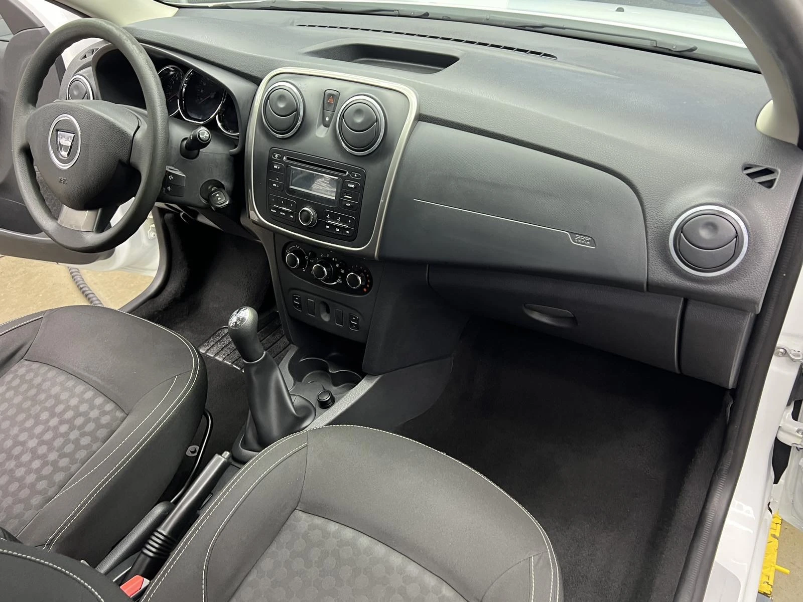 Dacia Sandero | Mobile.bg   17