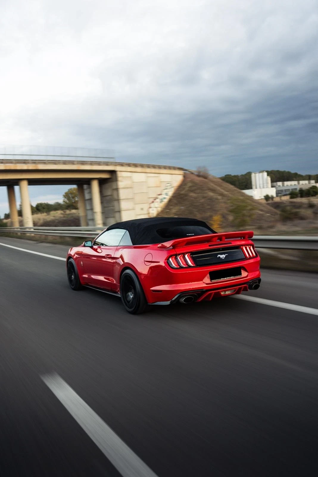 Ford Mustang Ford Mustang Cabrio facelift - изображение 4