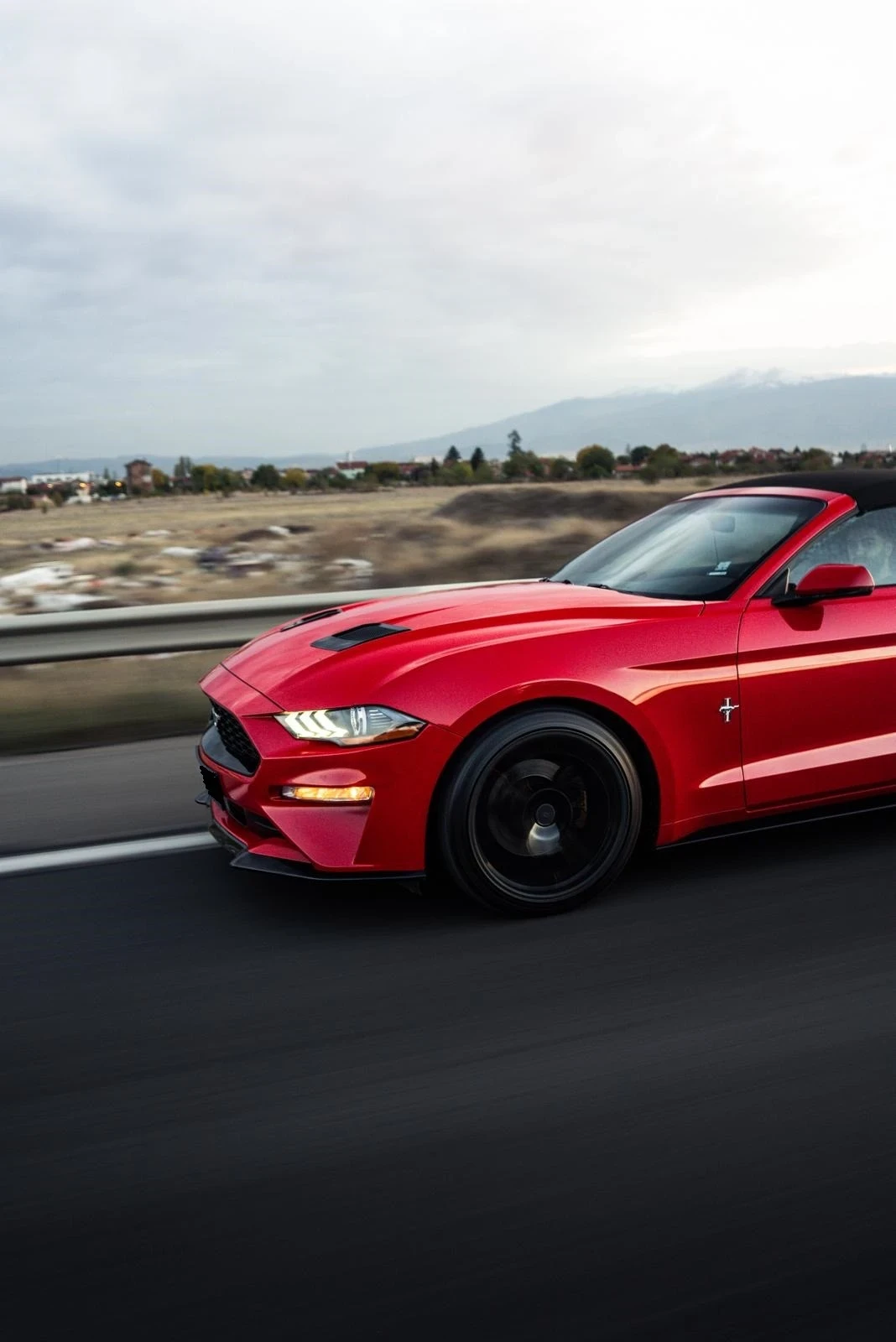 Ford Mustang Ford Mustang Cabrio facelift - изображение 2