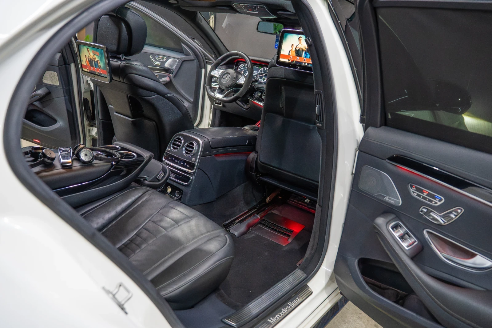 Mercedes-Benz S 350 6.3 AMG OPTIC /PANO /BURMEISTER /DISTR/3xTV /LONG  - изображение 9