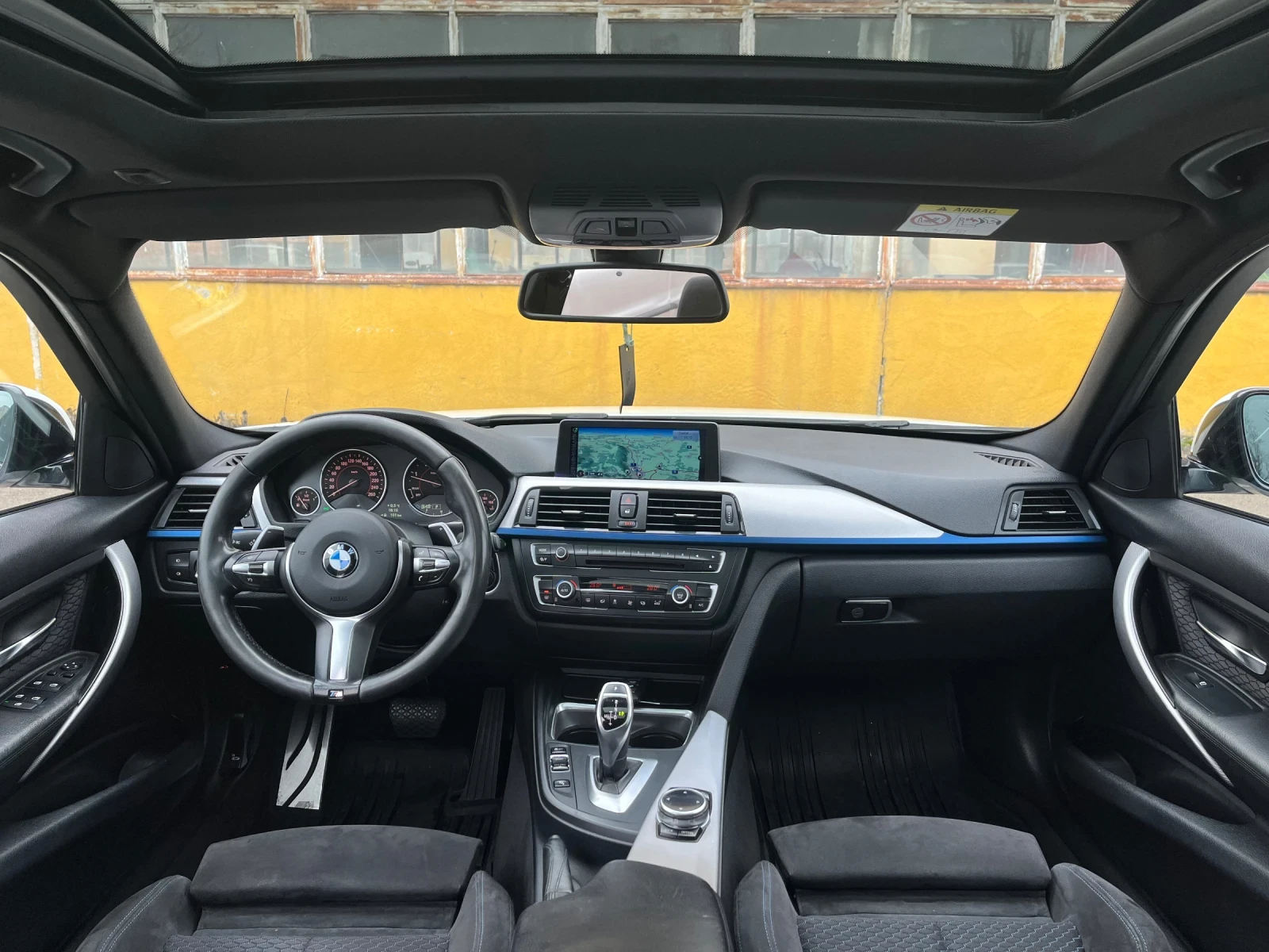 BMW 320 M-пакет* ТОП* ИТАЛИЯ !, снимка 11 - Автомобили и джипове - 53952680