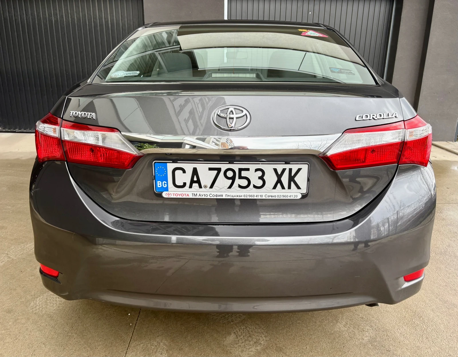 Toyota Corolla 1.6 VVTI * 107, 000КМ РЕАЛНИ!* 132КС 6-СК * TOP * , снимка 5 - Автомобили и джипове - 54089834