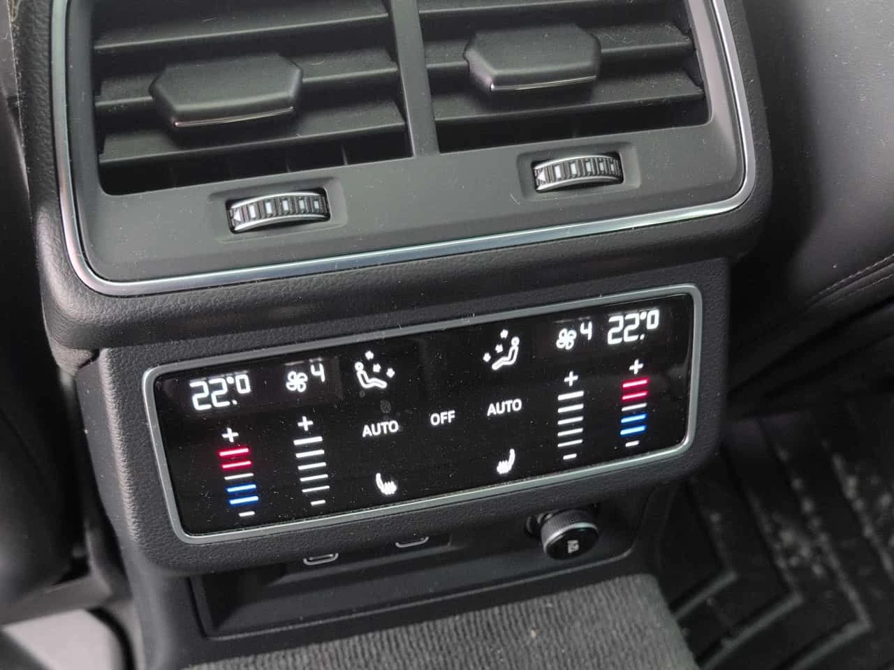 Audi Quattro * 4.0 TFSI * CARFAX * ���� �� �� | Mobile.bg � ����������� 12