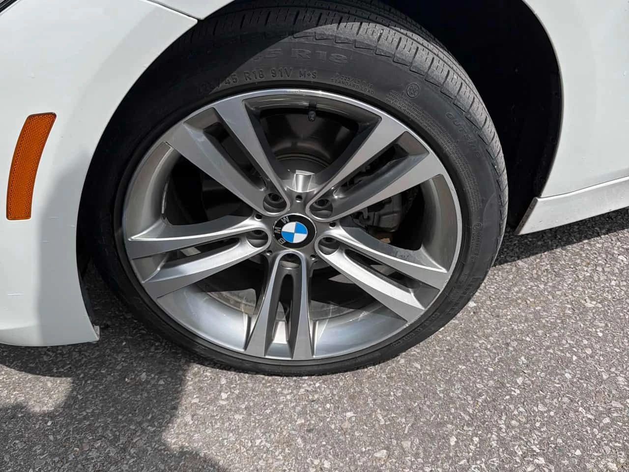 BMW 330 i xDrive/ПОДГРЕВИ/БЕЗ ИНЦИДЕНТИ, снимка 7 - Автомобили и джипове - 54384635