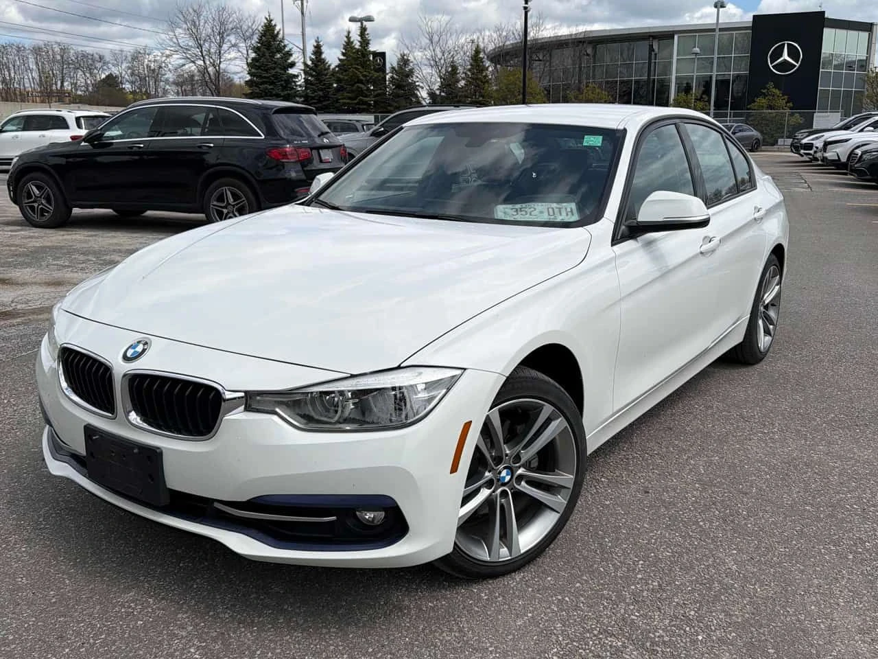 BMW 330 * 330i xDrive * CARFAX * БЕЗ ПЪРВОНАЧАЛНА ВНОСКА