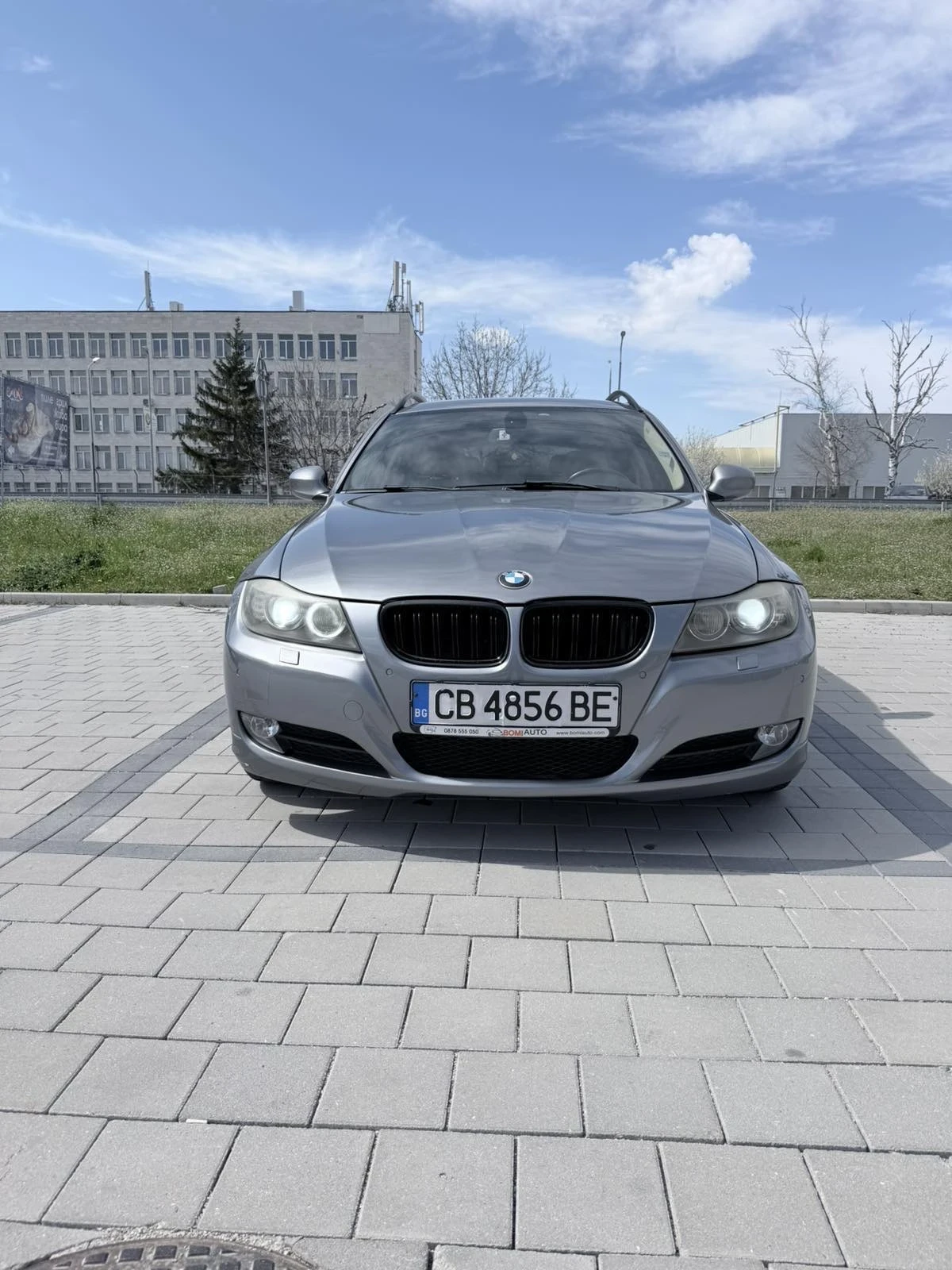 BMW 320, снимка 2 - Автомобили и джипове - 55137334