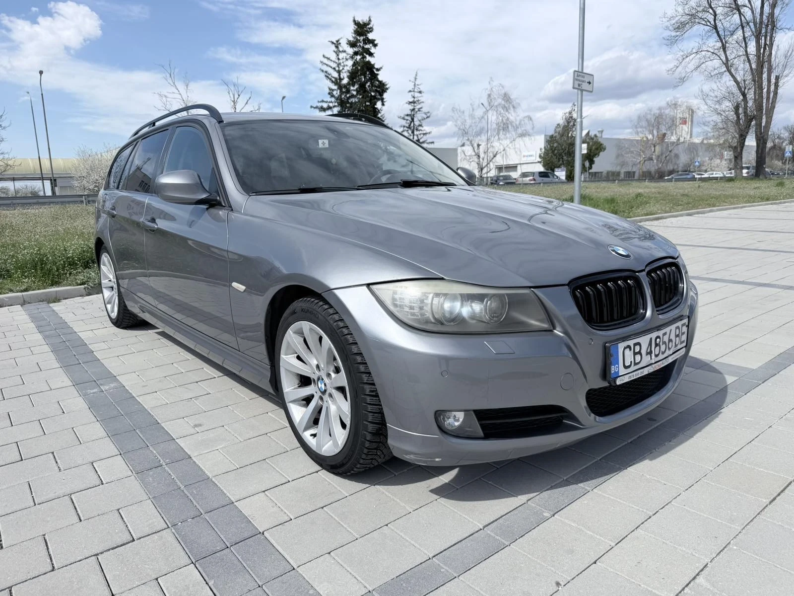 BMW 320