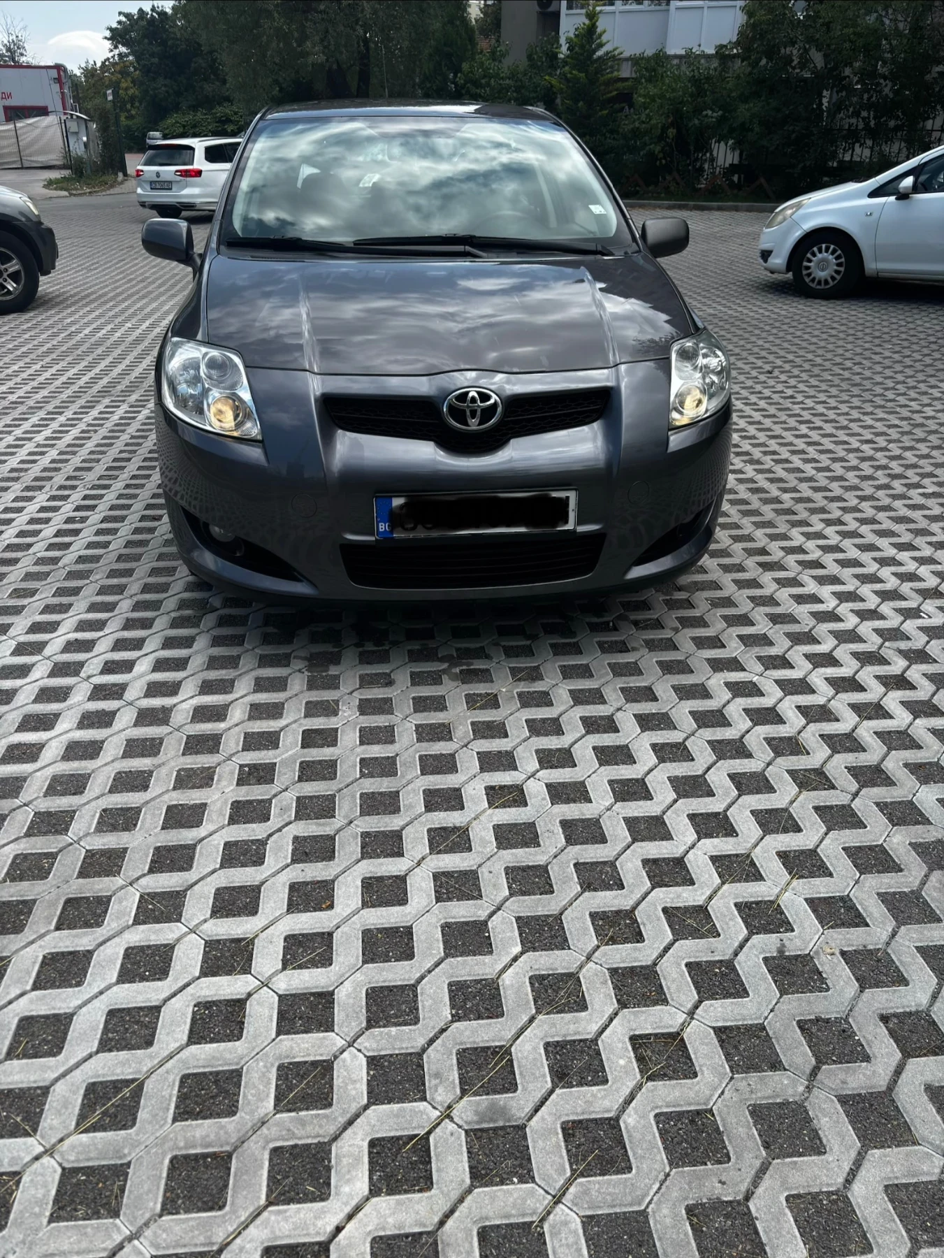 Toyota Auris 1.6 VVTI, снимка 8 - Автомобили и джипове - 55377514